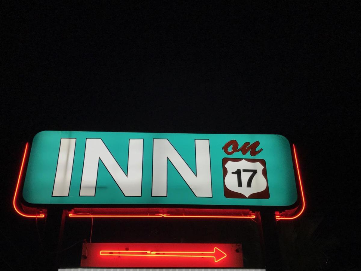 Inn On 17 Саванна Екстер'єр фото