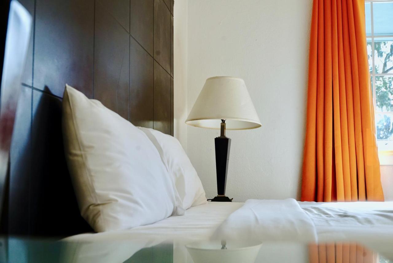 Inn On 17 Саванна Екстер'єр фото